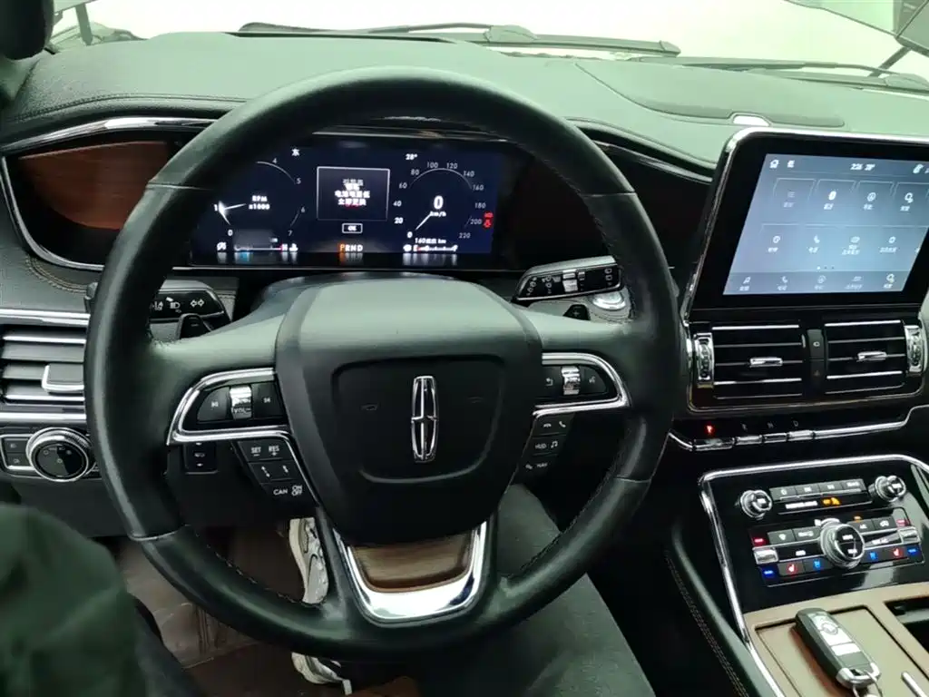 Navigator 3.5 T Honor Shine