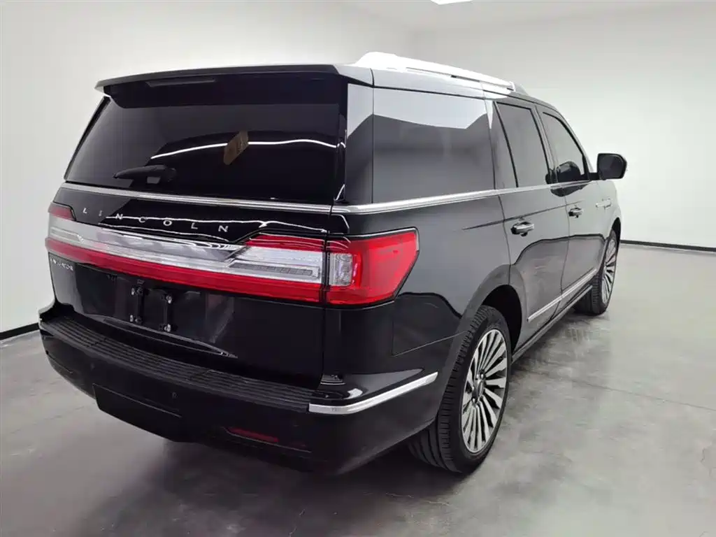 Navigator 3.5 T Honor Shine
