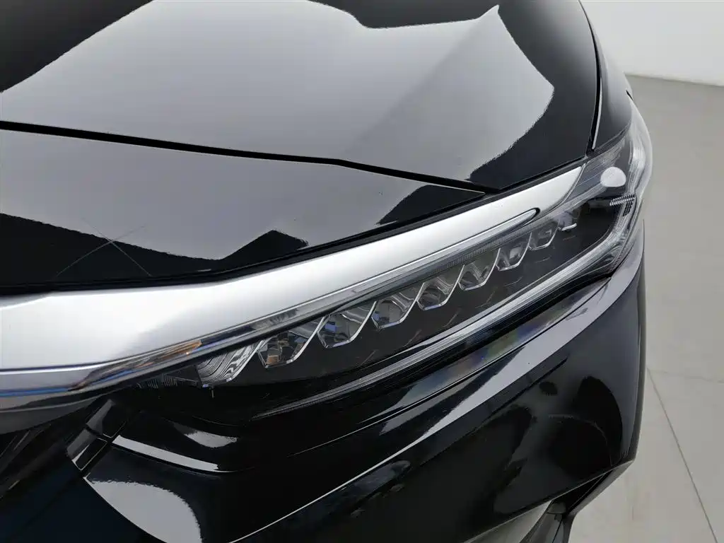 Inspire 260 TURBO Refined