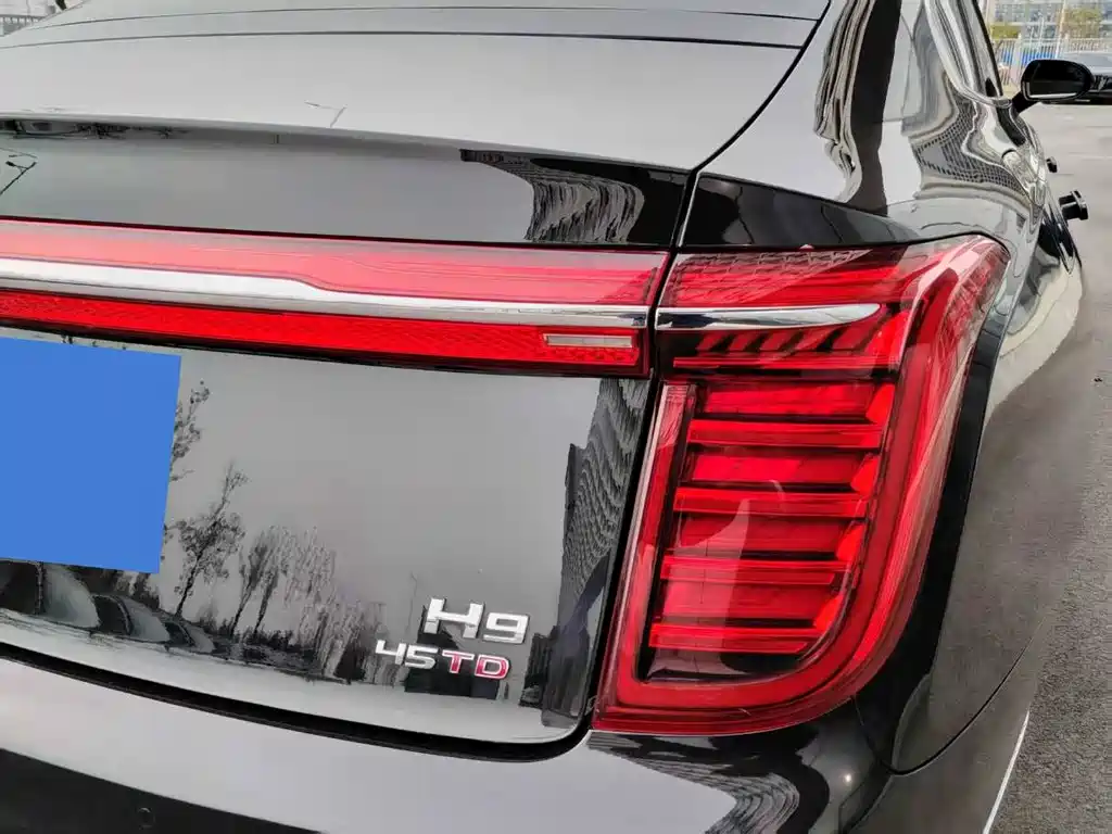 Hongqi H9 2.0 T Connected Flagship Enjoyment