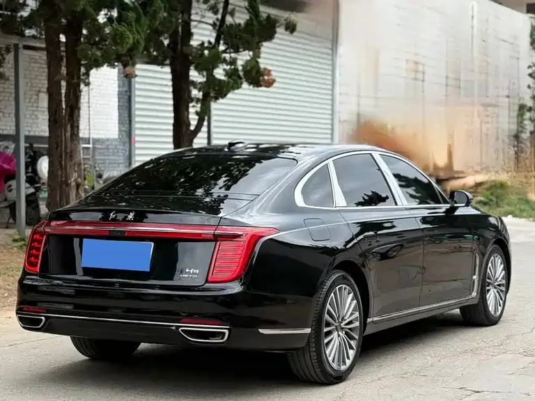 Hongqi H9 2.0 T Connected Flagship Enjoyment