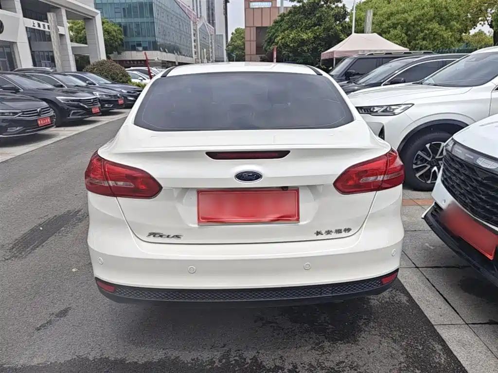 Focus Sedan 1.6 L Auto Style