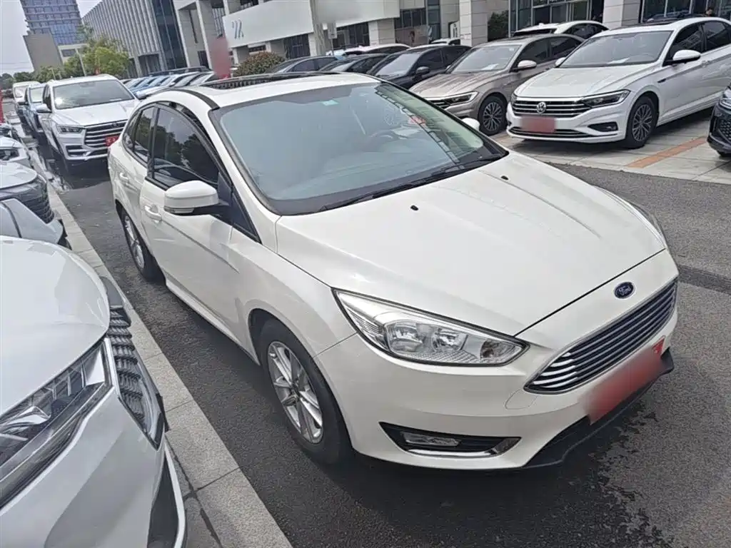 Focus Sedan 1.6 L Auto Style