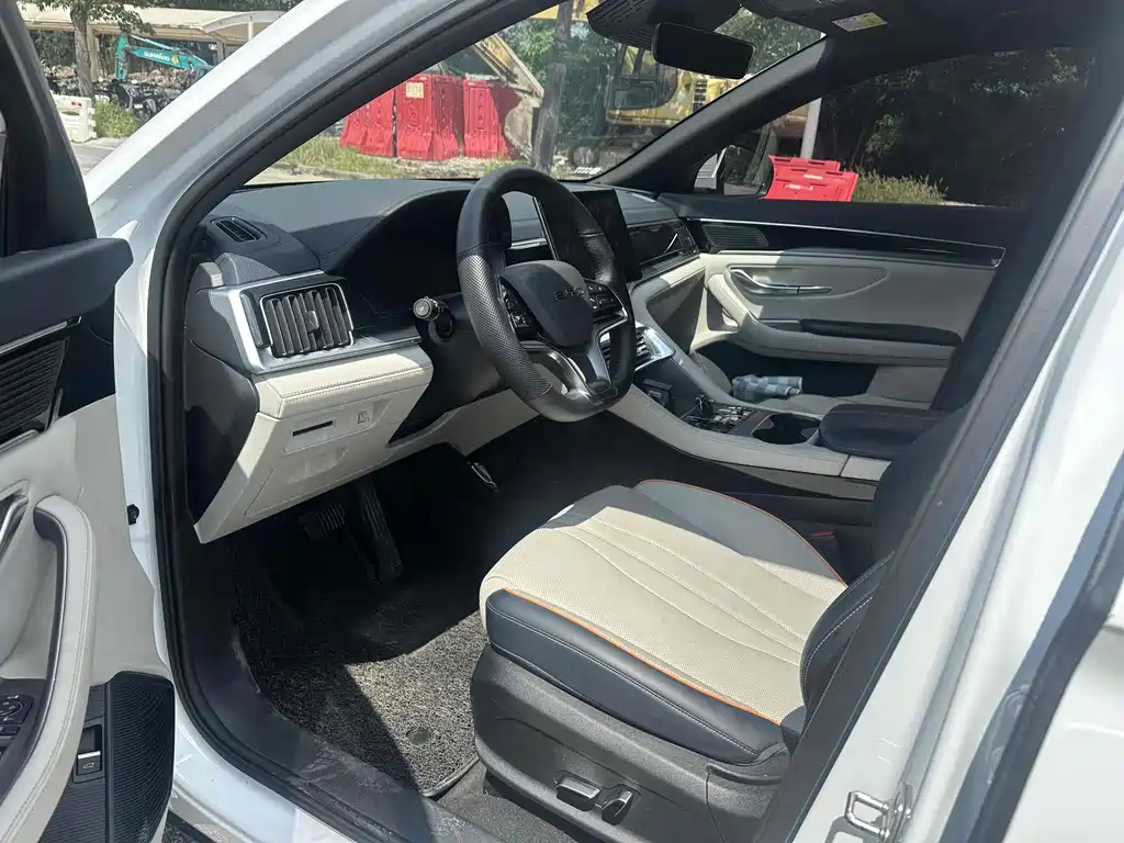 Song PLUS NEV Champion DM-i 110 KM Flagship PLUS