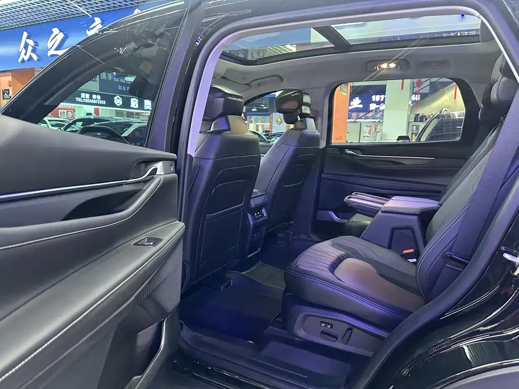 Edge Edge L 2.0 T EcoBoost 2 WD 7-seat Luxury