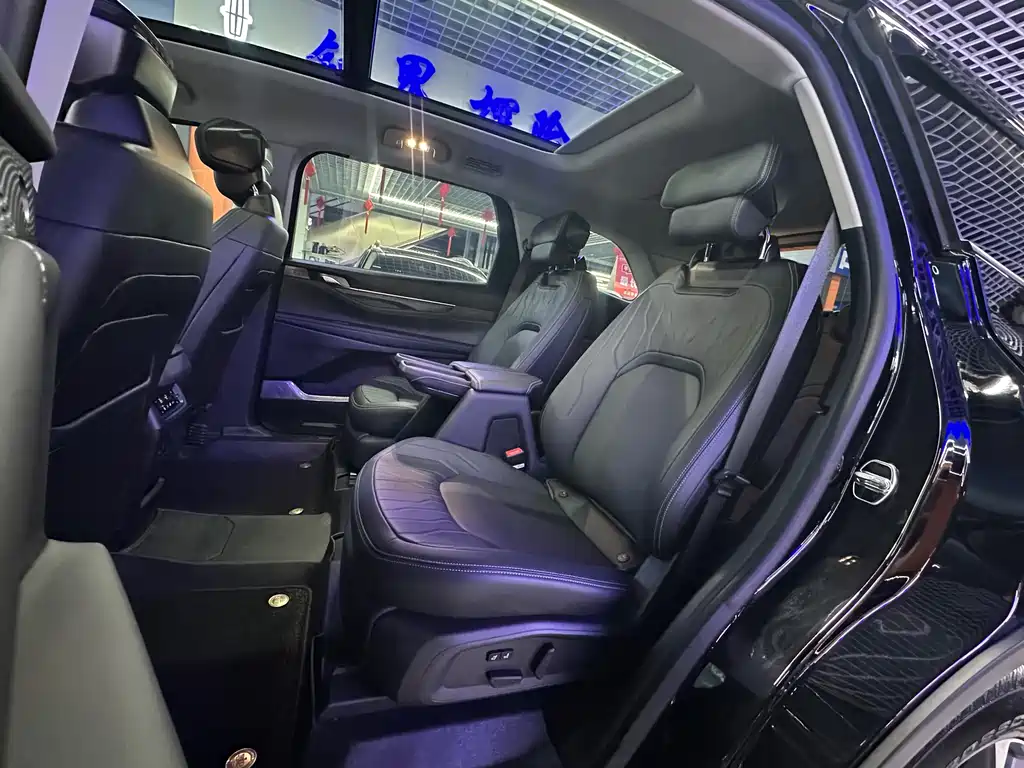 Edge Edge L 2.0 T EcoBoost 2 WD 7-seat Luxury
