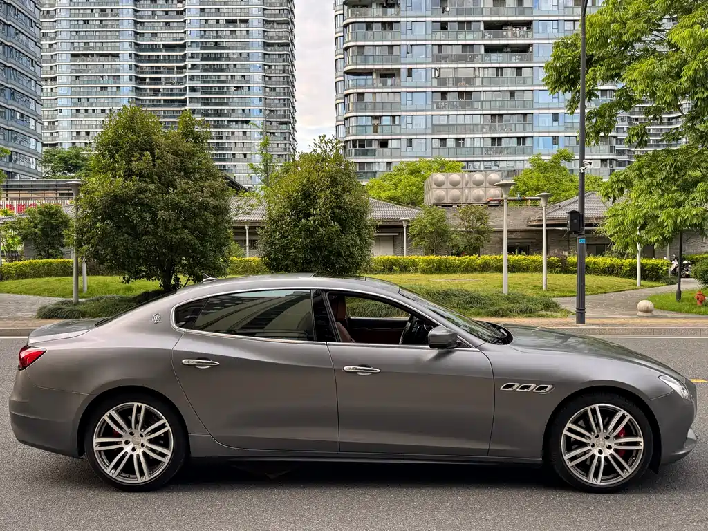 Quattroporte 3.0 T Standard