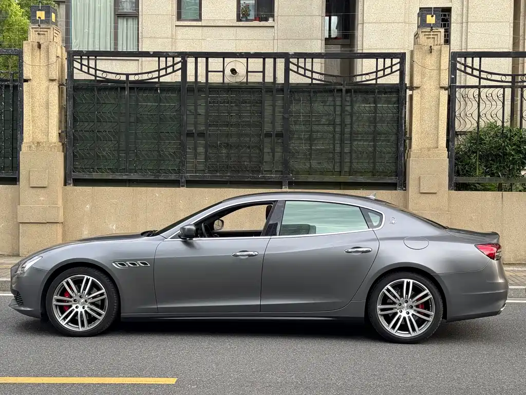 Quattroporte 3.0 T Standard