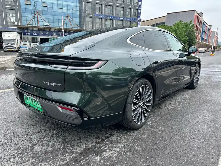 Geely Galaxy Xingyao 8 130 km EM-P Starship