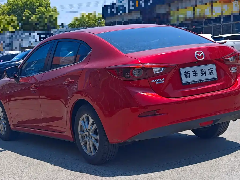 Mazda 3 Axela Sedan 1.5 L Auto Luxury CN-V