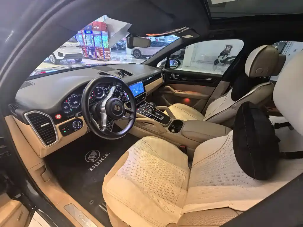 Cayenne NEV Cayenne E-Hybrid 2.0 T