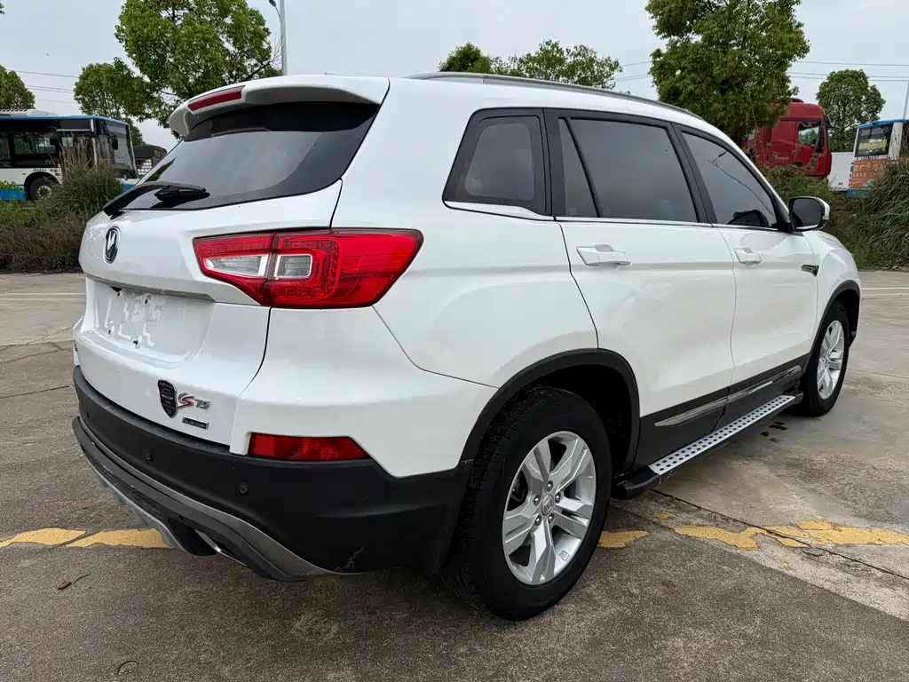 Changan CS75 1.8 T Auto Elite CN-IV