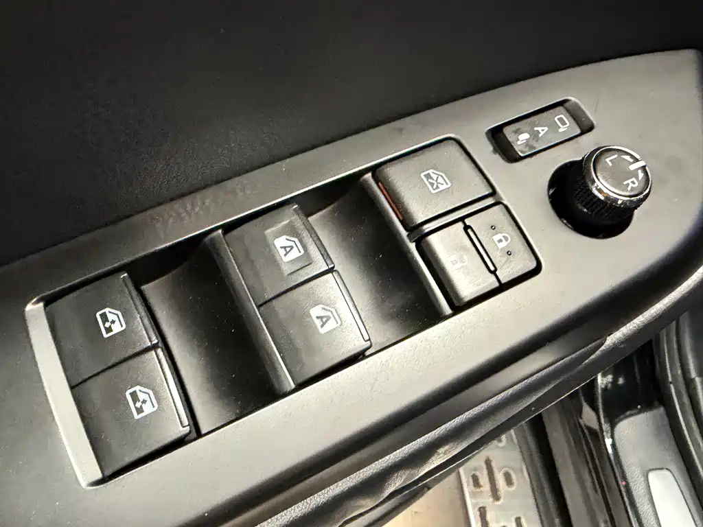 Highlander 2.0 T 4 WD Luxury 7-seat