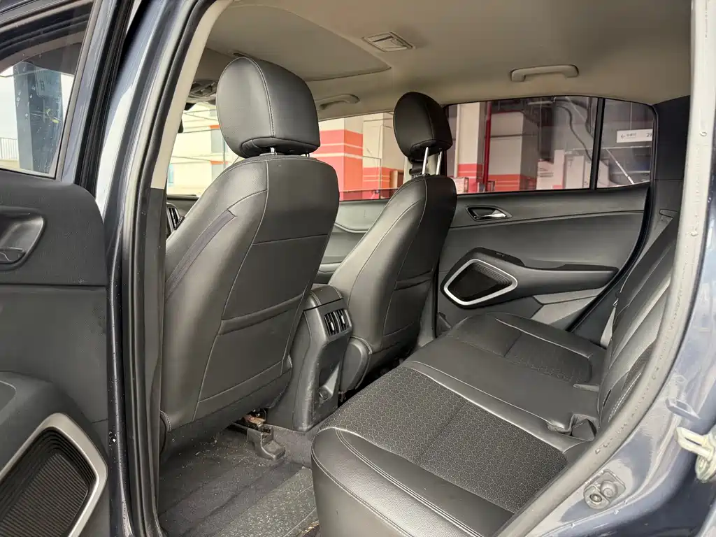 Hyundai ix35 2.0 L Auto 2 WD Brave · Smooth Enjoyment