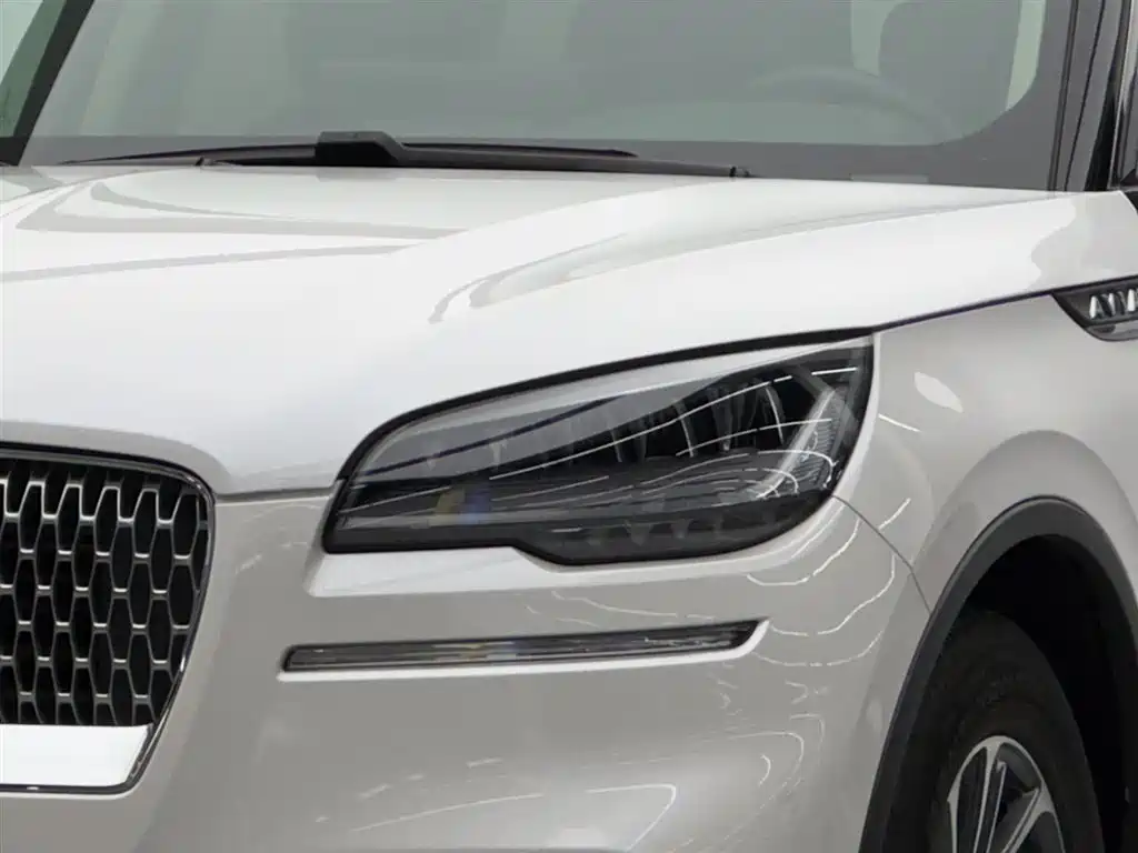 Aviator 3.0 T V6 2 WD Premium Joy