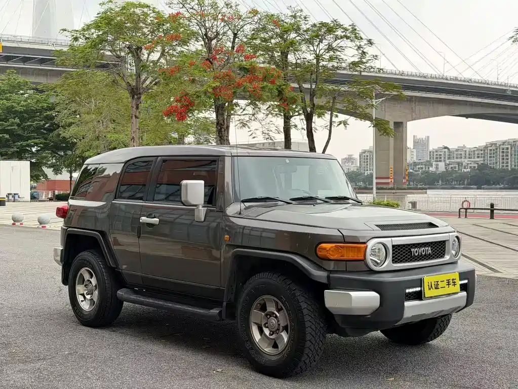 FJ Cruiser 4.0 L