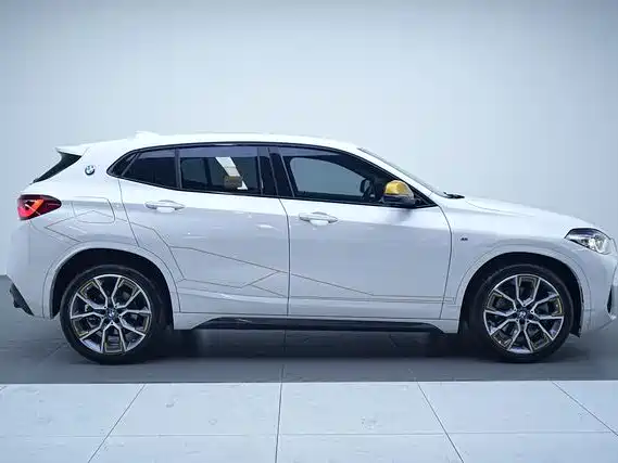 BMW X2 xDrive 25 i Radiant