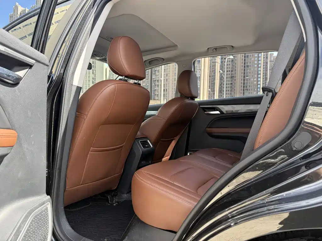 Vision X6 PRO 1.4 T Auto Distinguished