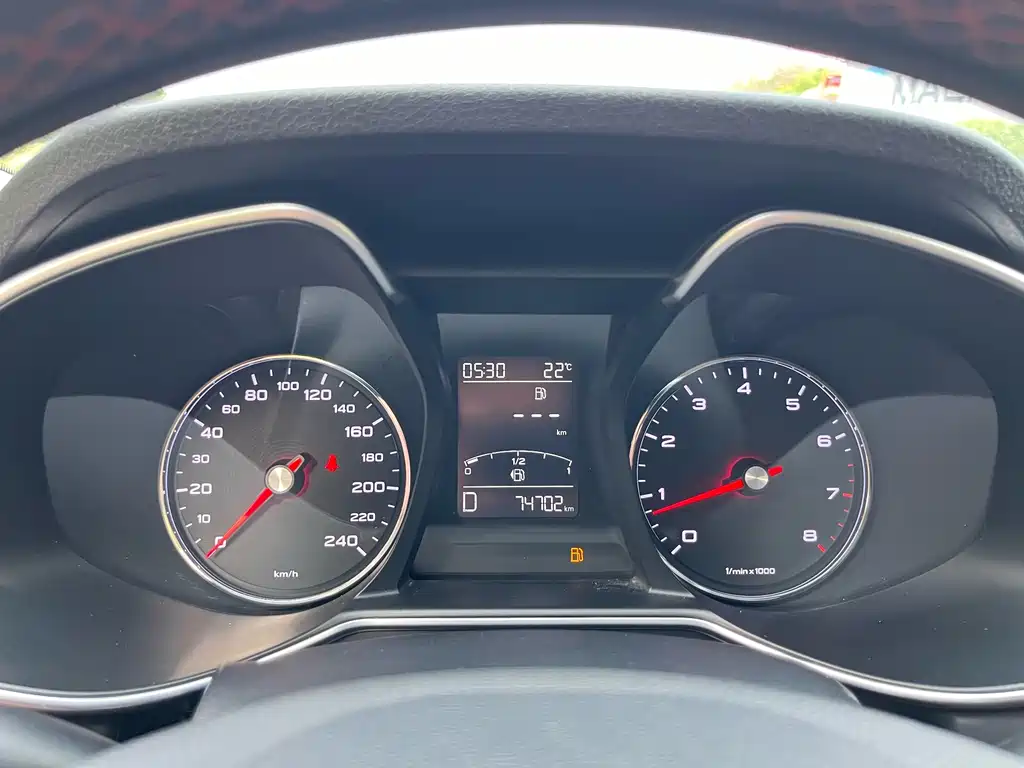 MG6 1.5 T Auto Leading Trend