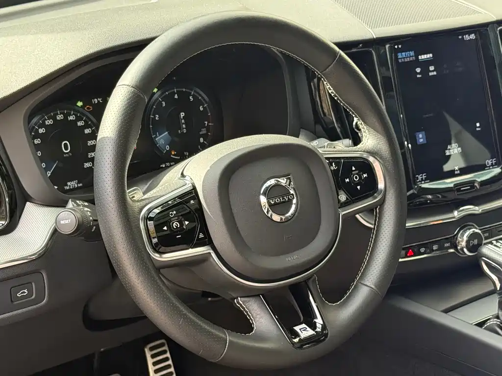 Volvo XC60 T5 4 WD Smart Vision Sport CN-VI