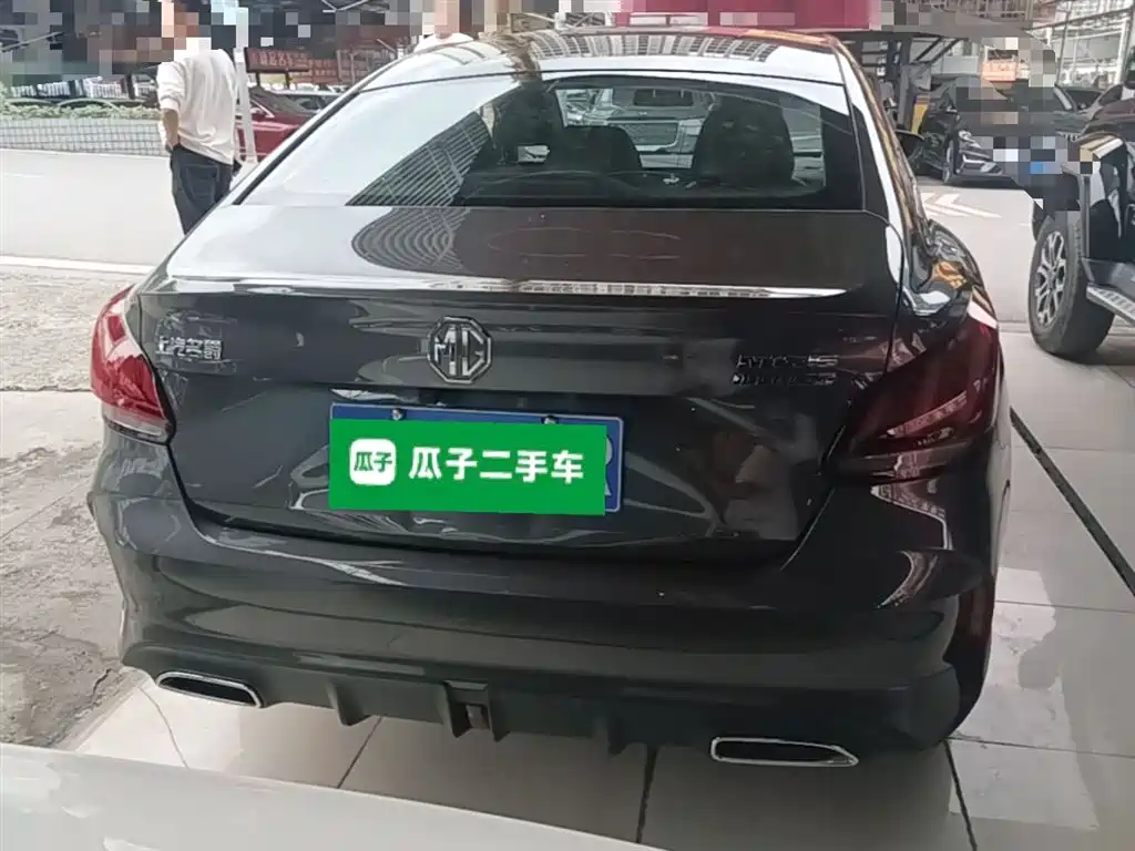 MG5 180 DVVT CVT Luxury
