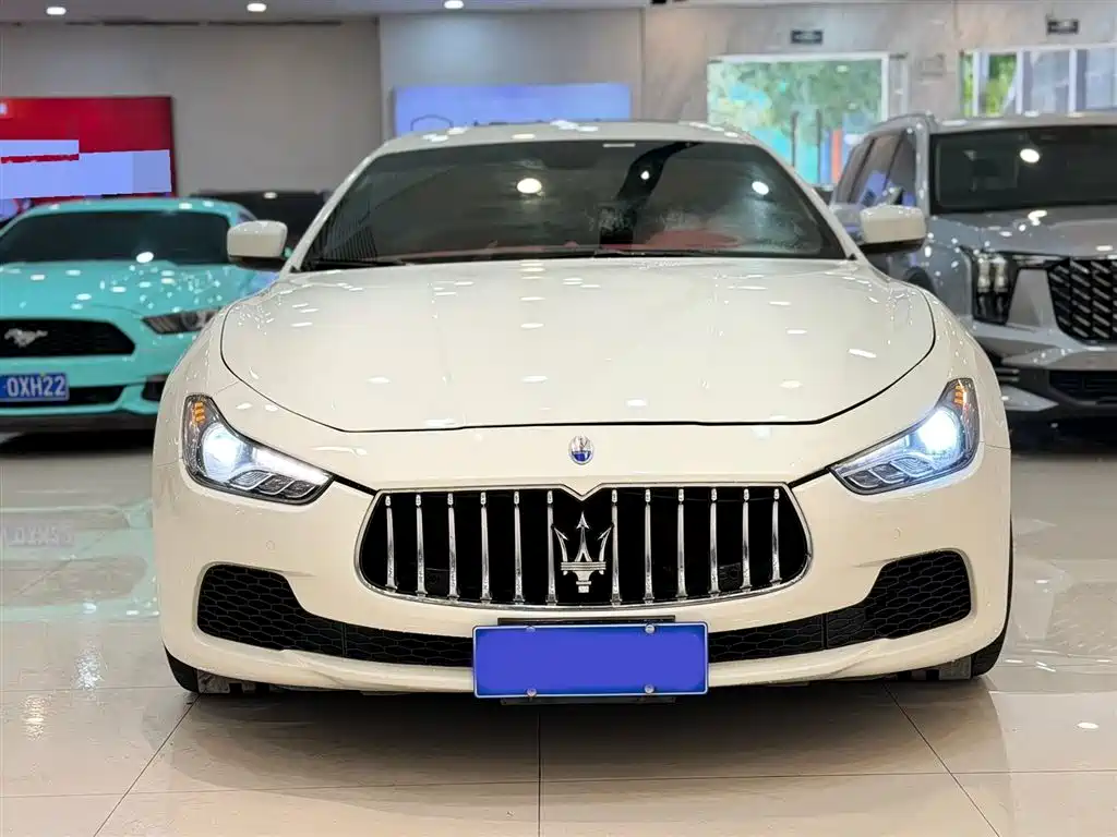 Ghibli 3.0 T Standard