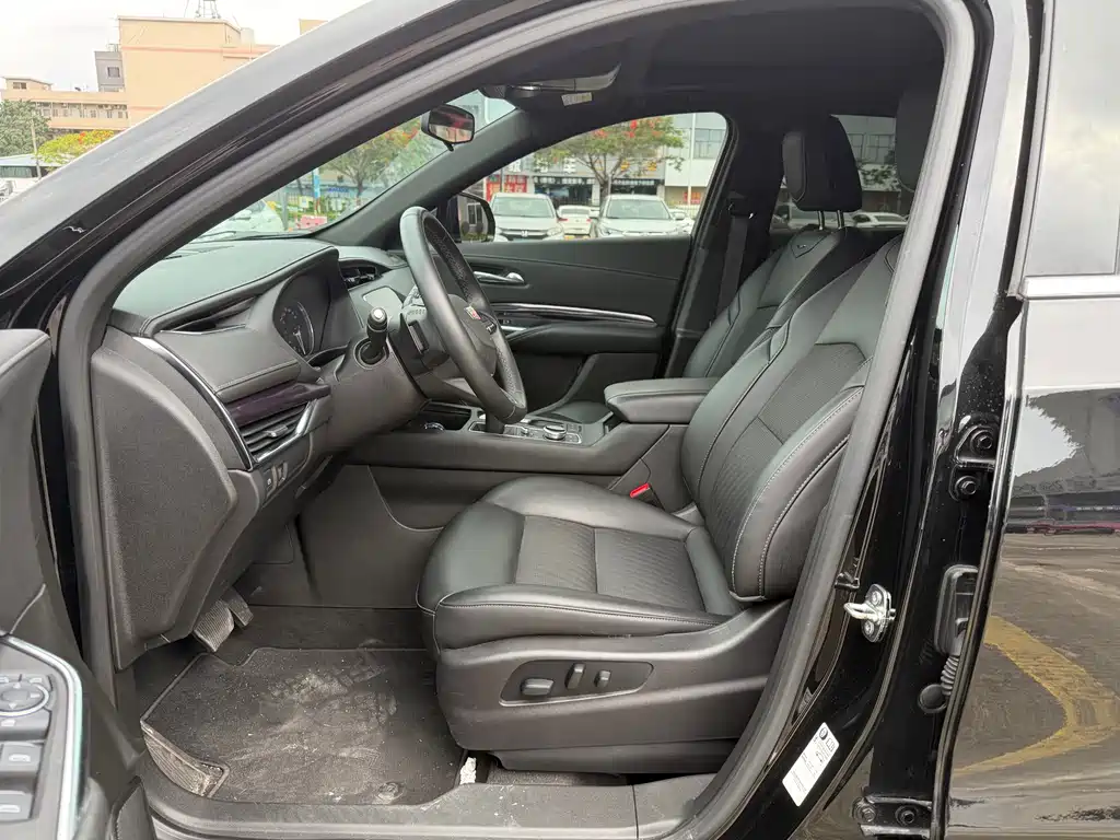 Cadillac XT4 28 T 2 WD Style