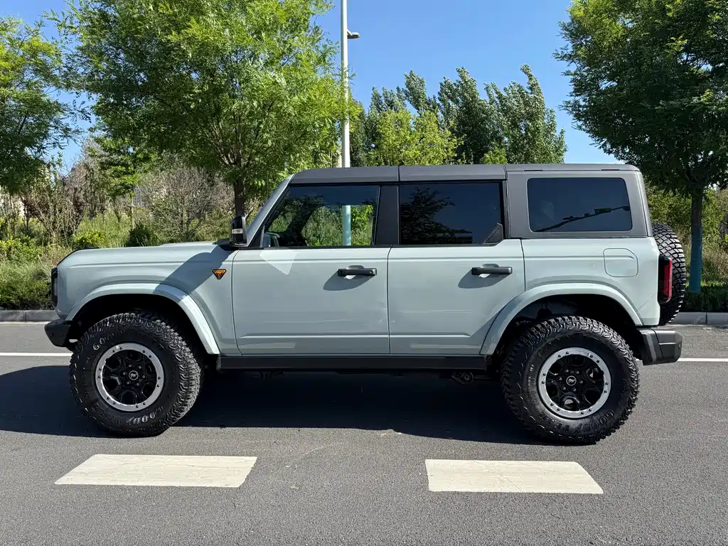 Ford Bronco 2.3 T Badlands