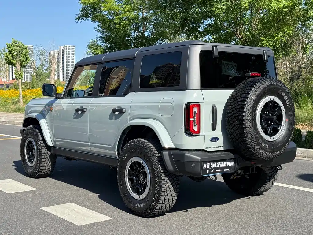 Ford Bronco 2.3 T Badlands