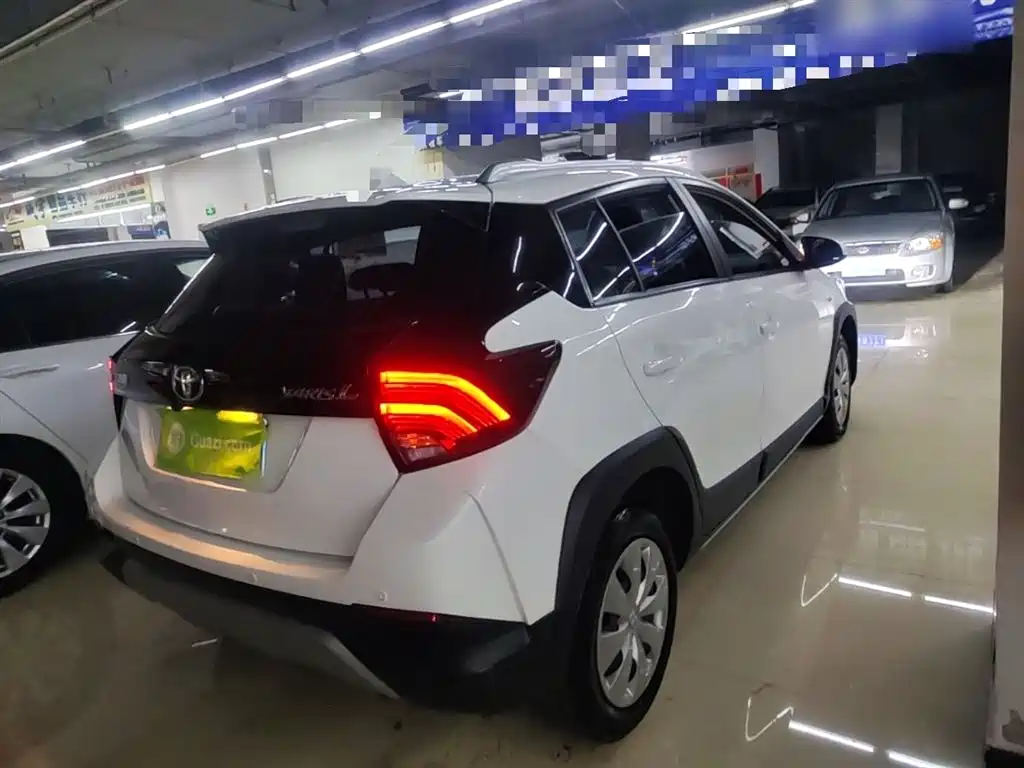YARiS L Zhixuan Zhixuan X 1.5 L CVT Leading
