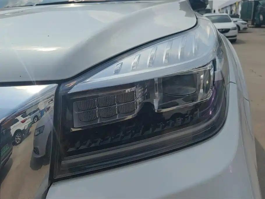 Haval H9 2.0 T Gasoline 4 WD Premium 5-seat