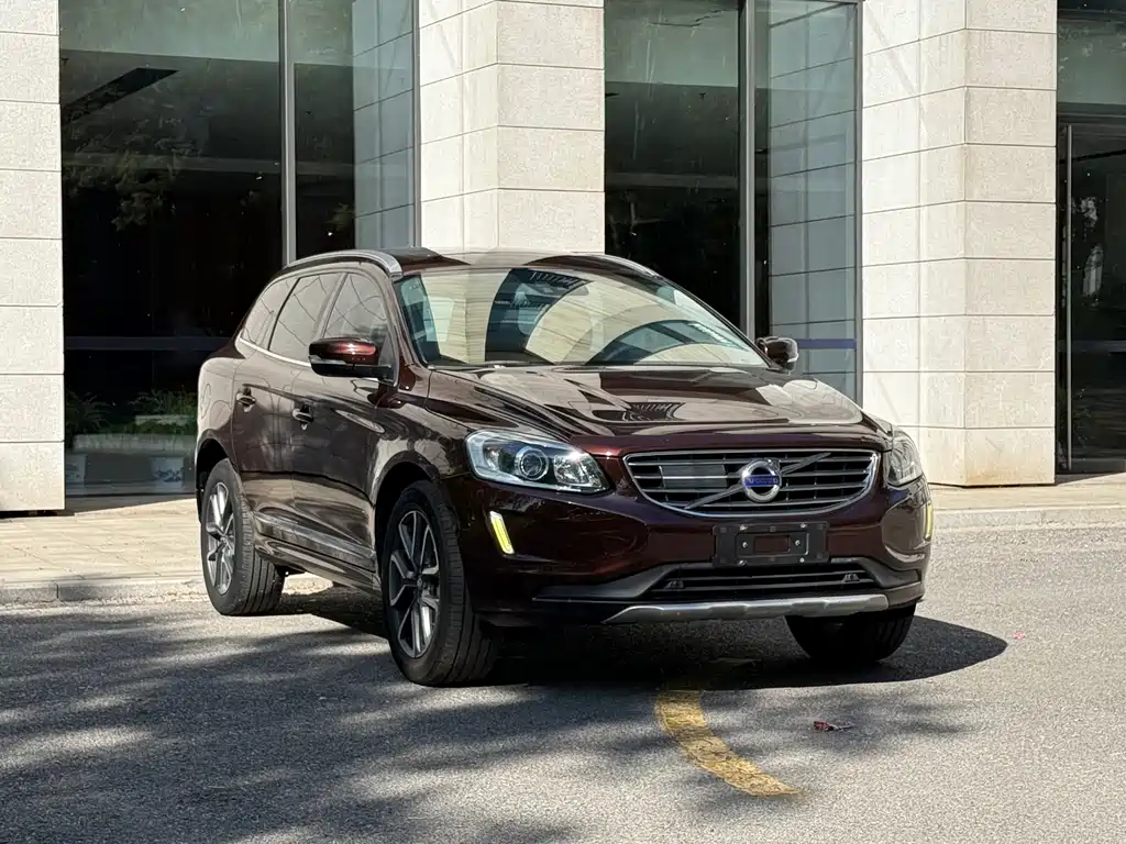 Volvo XC60 T5 AWD Smart Control