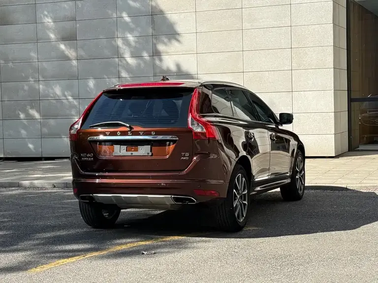 Volvo XC60 T5 AWD Smart Control