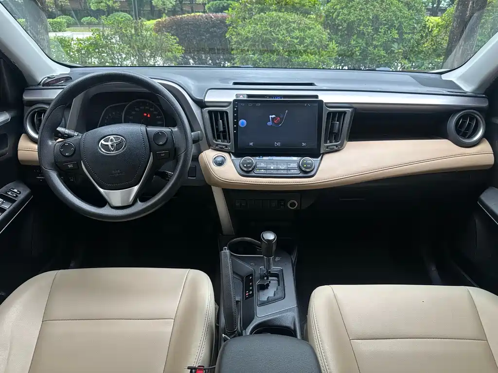 RAV4 2.0 L CVT 2 WD Style CN-V