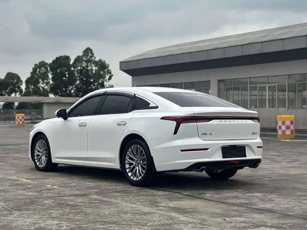 Besturn B70 1.5 T Auto Pleasure