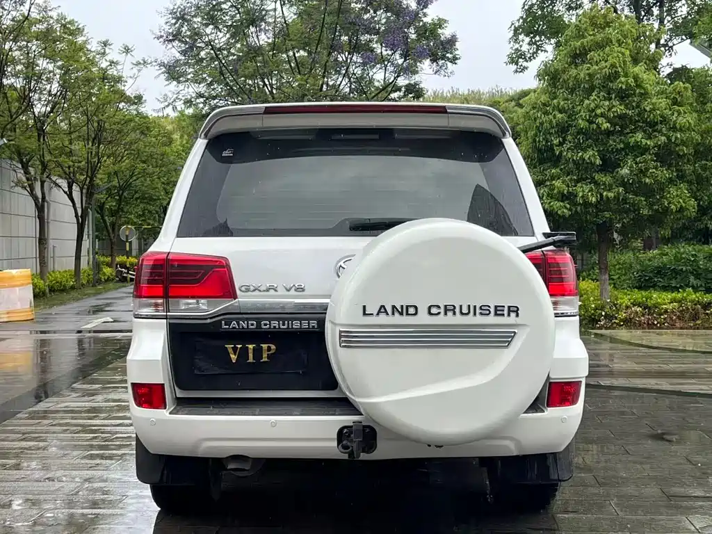 Land Cruiser (Import) 4.6 L V8 Middle East Limited