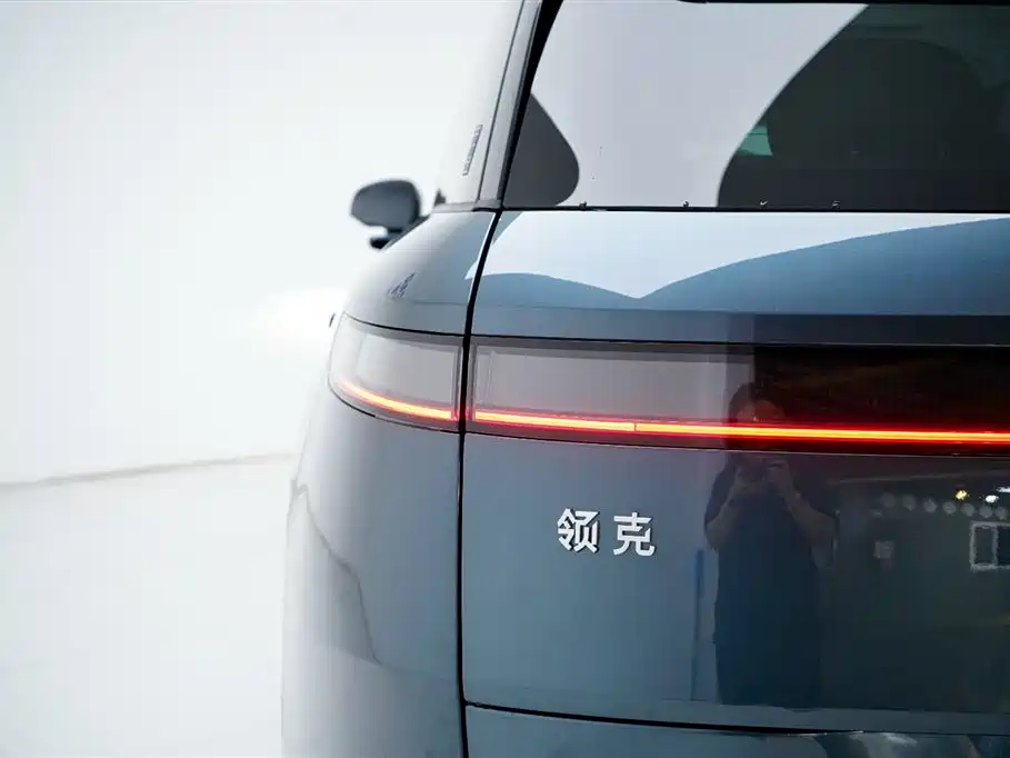 Lynk & Co 900 领克900 2025款 1.5 T Ultra 6座