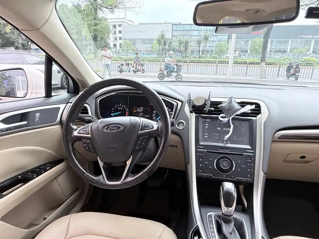Mondeo 2.0 L GTDi200 Fashion