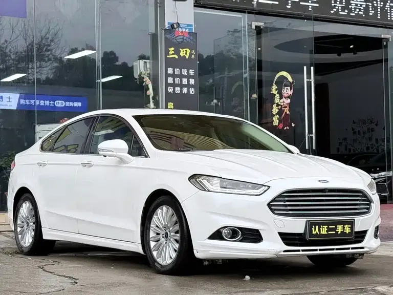 Ford Mondeo 2.0 L GTDi200 Fashion