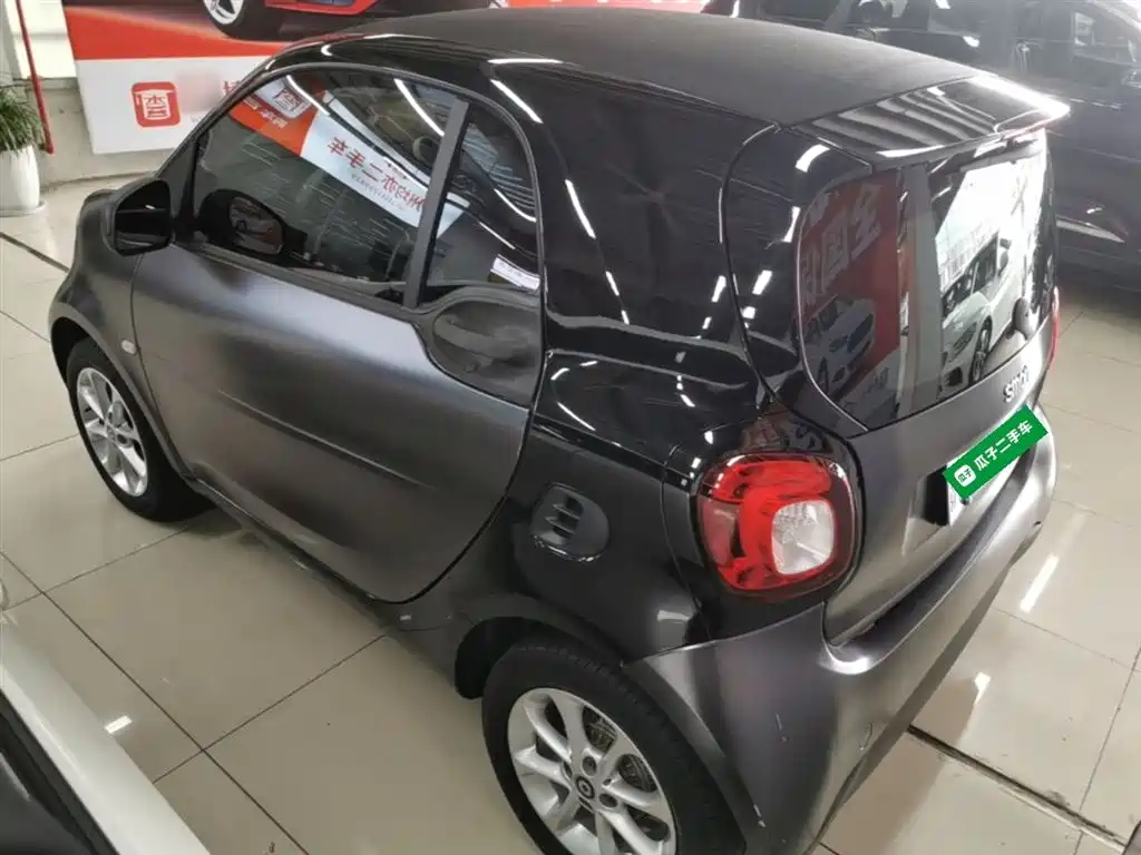 smart fortwo 1.0 L 52 kW Hardtop Agile CN-V