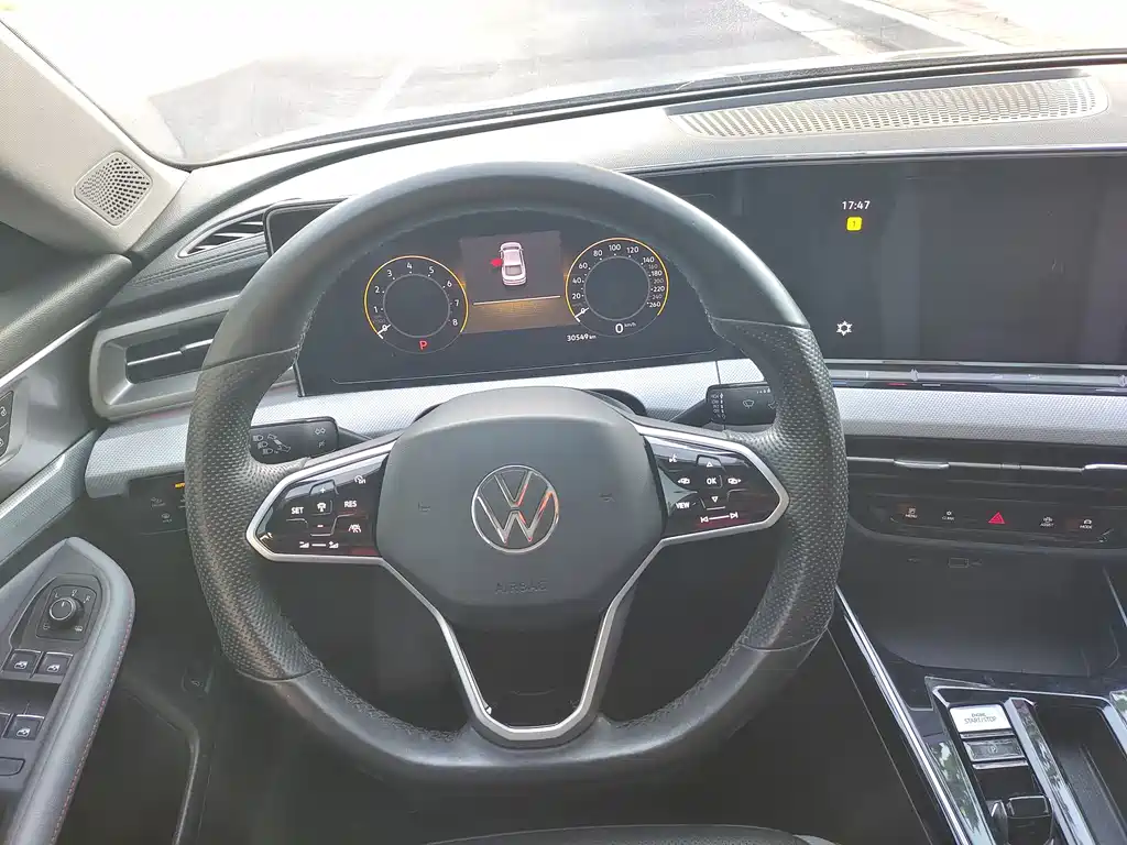 Lamando Lamando L 280 TSI DSG Dazzle Hot