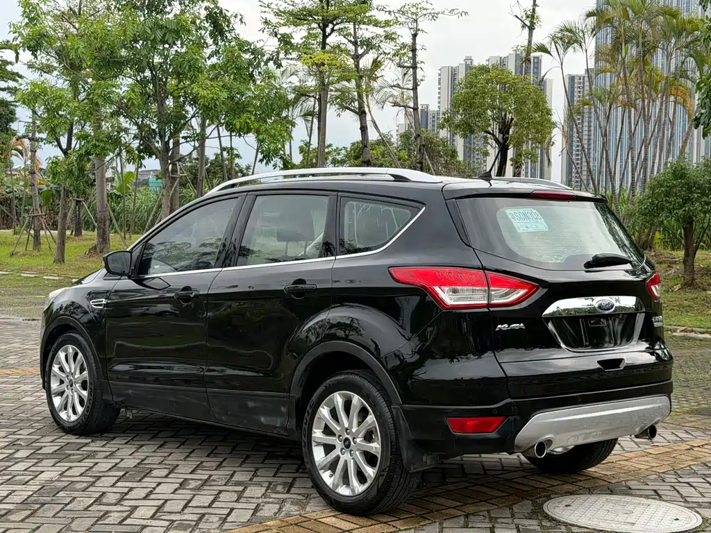 Kuga 1.5 L GTDi 2 WD Style