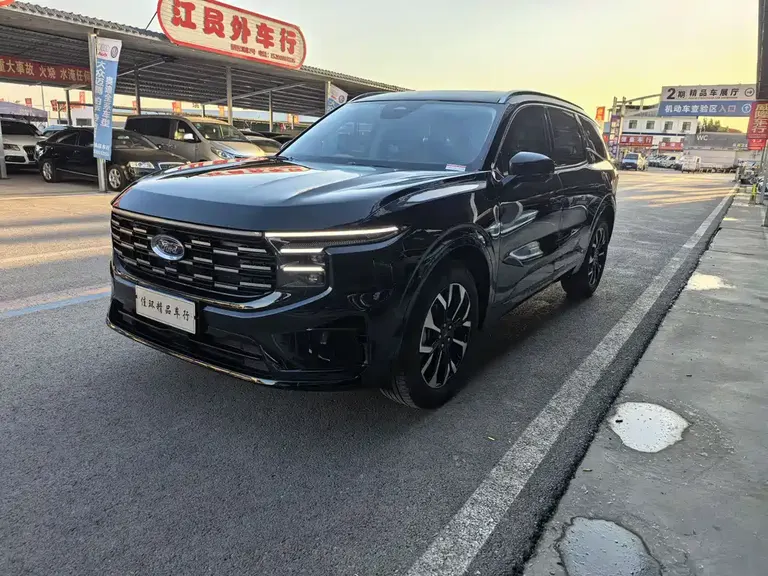 Ford Edge 锐界 2026款 锐界L 2.0 T EcoBoost 四驱七座至尊型