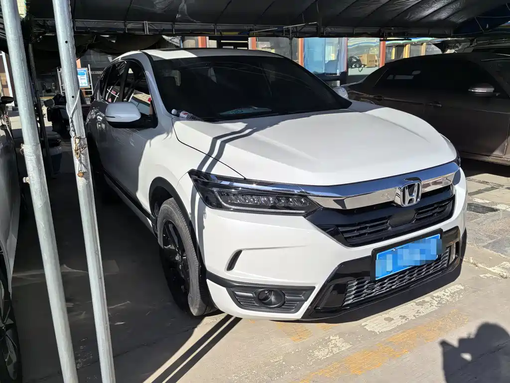 Breeze 240 TURBO CVT 2 WD Luxury