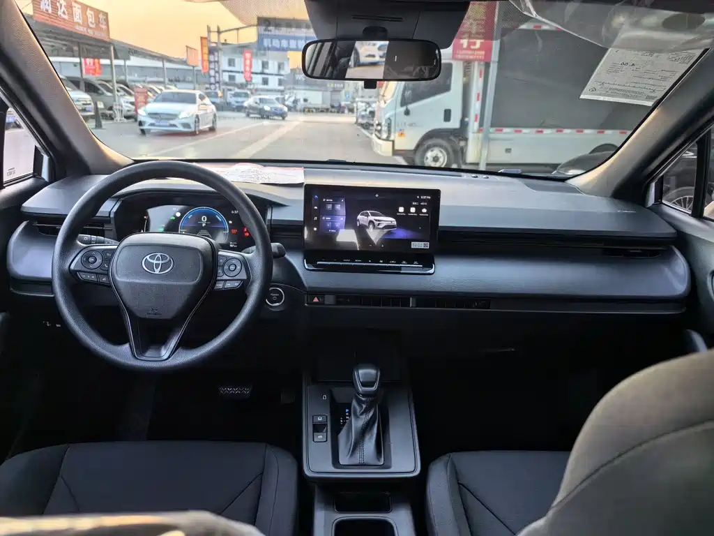 Corolla Cross 2.0 L Pioneer