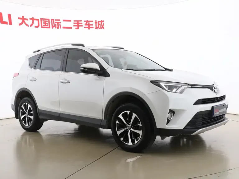 Toyota RAV4 2.0 L CVT 2 WD Smart Style CN-V