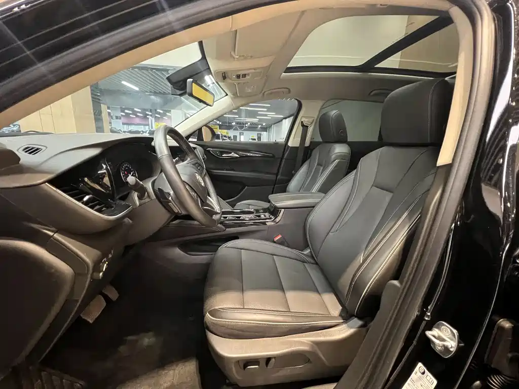 Envision Plus Envision Plus 652 T 5-seat Luxury