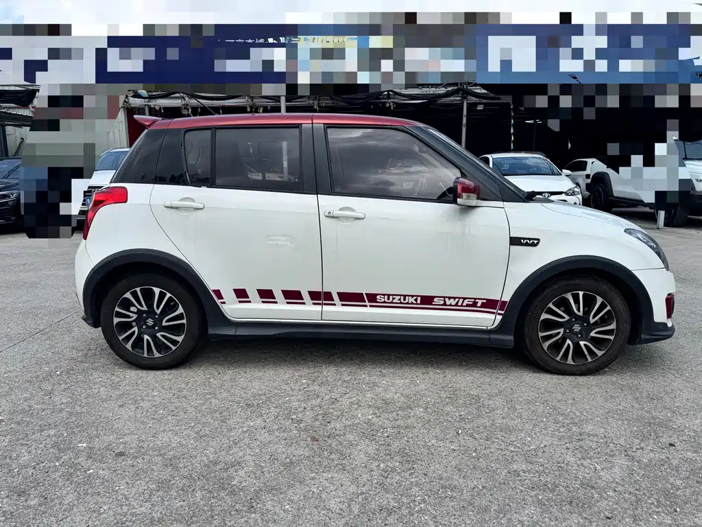 Swift 1.5 L Auto Fashion