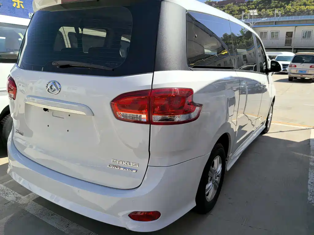 Maxus G10 2.0 T Auto Elite Gasoline 7-seat