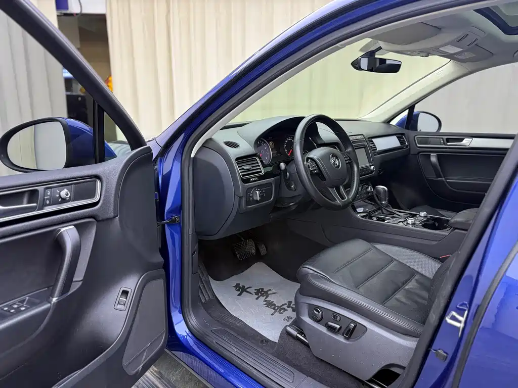 Touareg 3.0 TSI Expand Wild